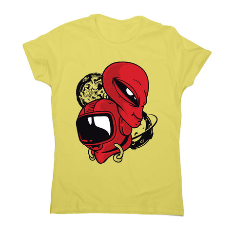 Alien and astronaut head - women's funny illustrations t-shirt - Graphic Gear