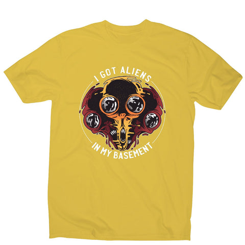 Aliens in basement - funny ufo men's t-shirt - Graphic Gear