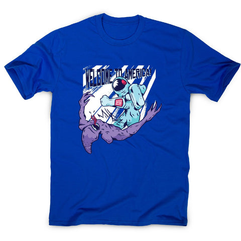 Astronaut punching alien - men's funny premium t-shirt - Graphic Gear